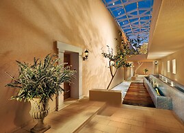 Out Of The Blue All Inclusive Resort & Spa