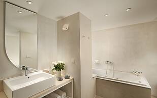 Out Of The Blue All Inclusive Resort & Spa