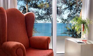 Out Of The Blue All Inclusive Resort & Spa