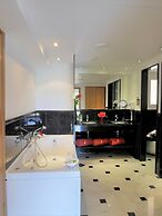 Out Of The Blue All Inclusive Resort & Spa