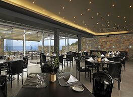 Out Of The Blue All Inclusive Resort & Spa