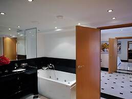 Out Of The Blue All Inclusive Resort & Spa