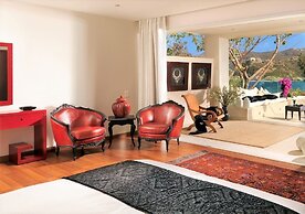 Out Of The Blue All Inclusive Resort & Spa