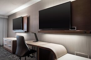 Courtyard Denver Airport at Gateway Park