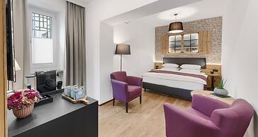 Alpen Hotel München