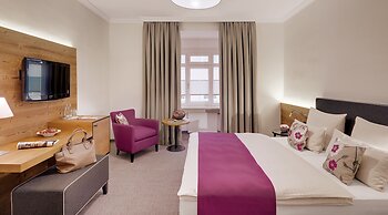 Alpen Hotel München