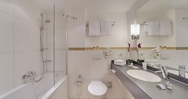 Alpen Hotel München