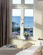 LOEV - VELA Hotel