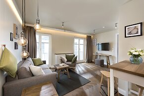 LOEV - VELA Hotel