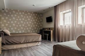 Civera Hotel