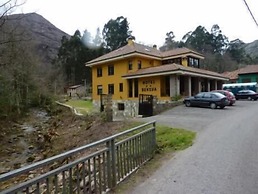 Hotel Benzúa