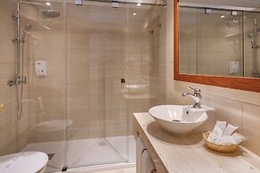 Hotel GHT Neptuno Tossa & Venus SPA