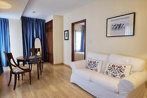 Palacio Arias & Hotel y Apartamentos Arias