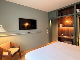 Le Beau Rivage