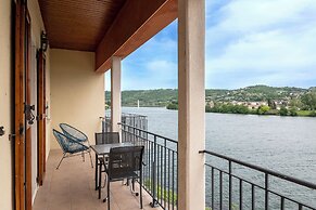 Le Beau Rivage