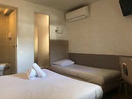 Premiere Classe Avignon Courtine