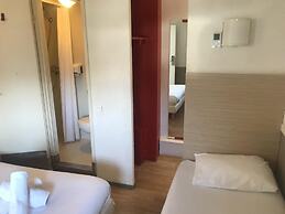 Premiere Classe Avignon Courtine