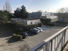 Premiere Classe Avignon Courtine