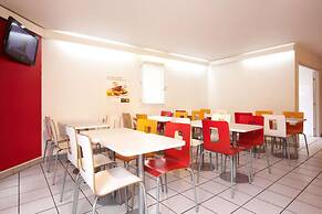 Premiere Classe Avignon Courtine