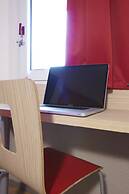 Premiere Classe Avignon Courtine