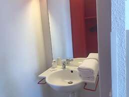 Premiere Classe Avignon Courtine