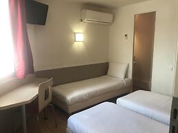 Premiere Classe Avignon Courtine