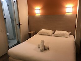 Premiere Classe Avignon Courtine