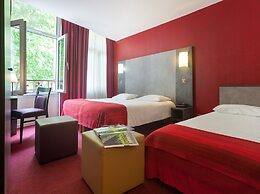 Brit Hotel Chinon le Lion d'Or