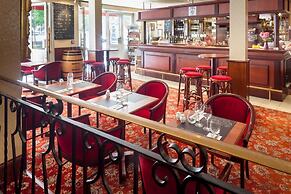 Brit Hotel Chinon le Lion d'Or