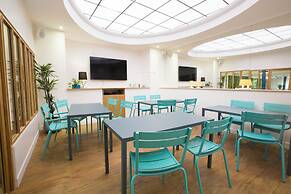 The Playce Hotel & Bar by Happyculture