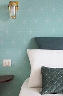 The Playce Hotel & Bar by Happyculture