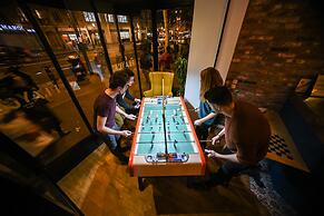 The Playce Hotel & Bar by Happyculture