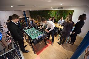 The Playce Hotel & Bar by Happyculture