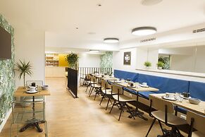 The Playce Hotel & Bar by Happyculture