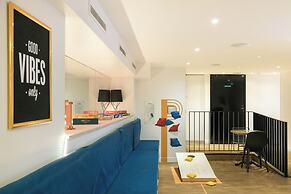 The Playce Hotel & Bar by Happyculture
