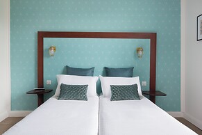 The Playce Hotel & Bar by Happyculture