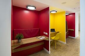 The Playce Hotel & Bar by Happyculture