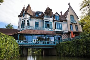 Le Moulin De Connelles