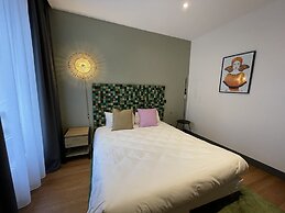 Urban Jungle. Hotel Orléans