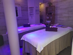 Le Trophée Boutique Hôtel Spa - La Loggia Appart'hôtel