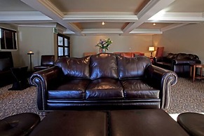 The Mammoth Creek Inn