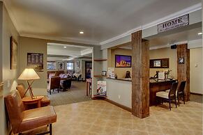 The Mammoth Creek Inn