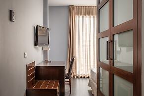 Hotel Madanis