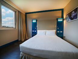 La Meridiana Bleisure Hotel