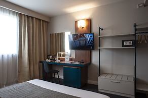 La Meridiana Bleisure Hotel