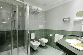 La Meridiana Bleisure Hotel