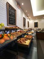 La Meridiana Bleisure Hotel