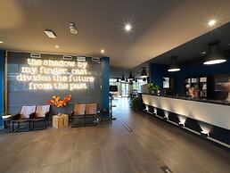 La Meridiana Bleisure Hotel