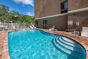 Comfort Suites Fort Pierce I-95