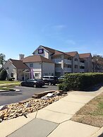 InTown Suites Extended Stay Raleigh NC - Capital Blvd